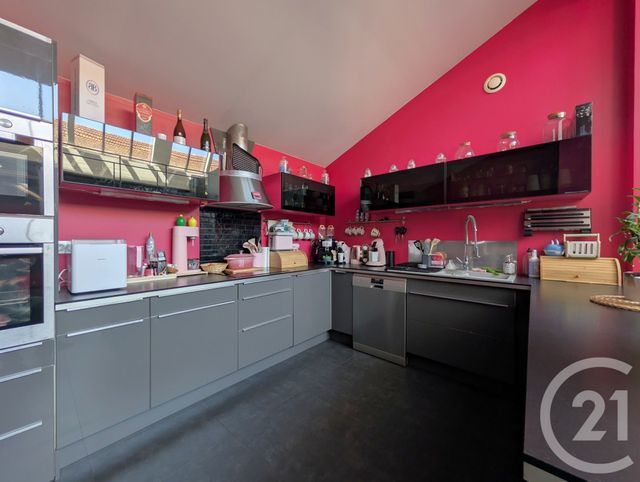 maison à vendre - 5 pièces - 189.0 m2 - LES AVENIERES VEYRINS THUELLIN - 38 - RHONE-ALPES - Century 21 Immobilière De La Vallée