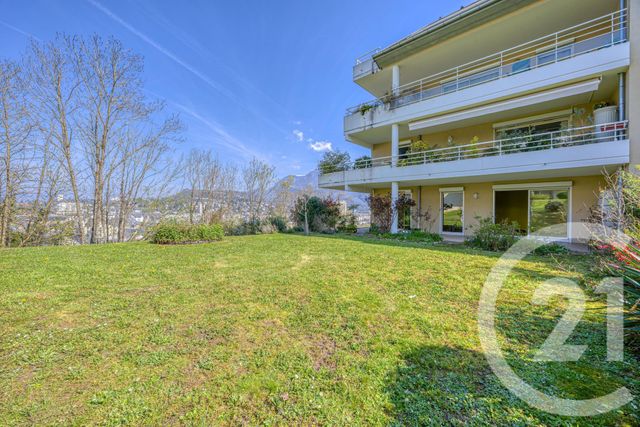 Appartement T3 à vendre - 3 pièces - 71.12 m2 - CHAMBERY - 73 - RHONE-ALPES - Century 21 Immobilière De La Vallée
