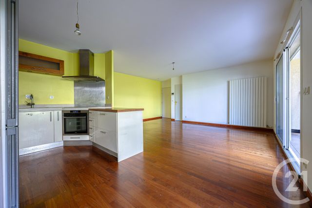 Appartement T3 à vendre - 3 pièces - 71.12 m2 - CHAMBERY - 73 - RHONE-ALPES - Century 21 Immobilière De La Vallée