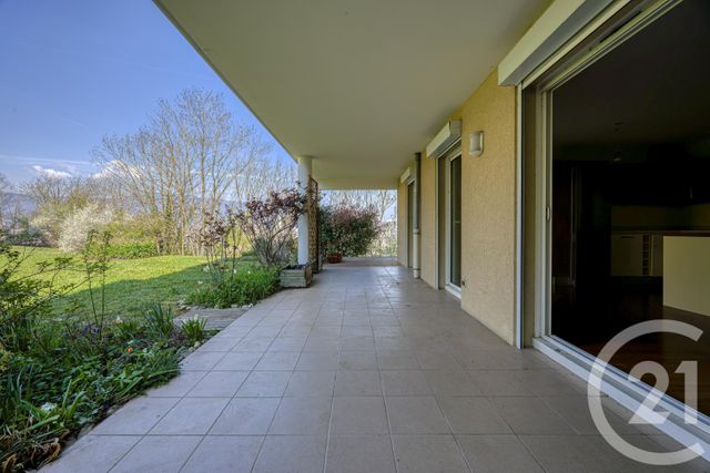 Appartement T3 à vendre - 3 pièces - 71.12 m2 - CHAMBERY - 73 - RHONE-ALPES - Century 21 Immobilière De La Vallée