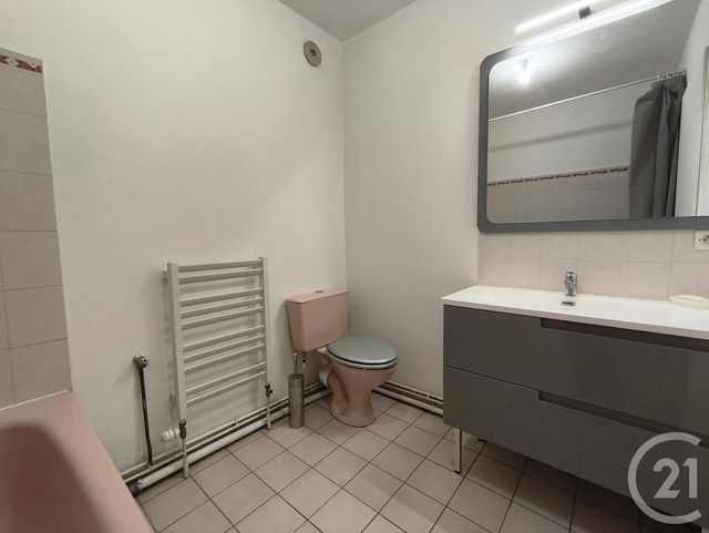 Appartement T1 à louer - 1 pièce - 35.35 m2 - CHAMBERY - 73 - RHONE-ALPES - Century 21 Immobilière De La Vallée
