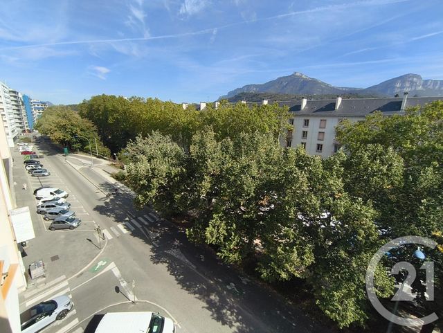 Appartement T1 à louer - 1 pièce - 35.35 m2 - CHAMBERY - 73 - RHONE-ALPES - Century 21 Immobilière De La Vallée