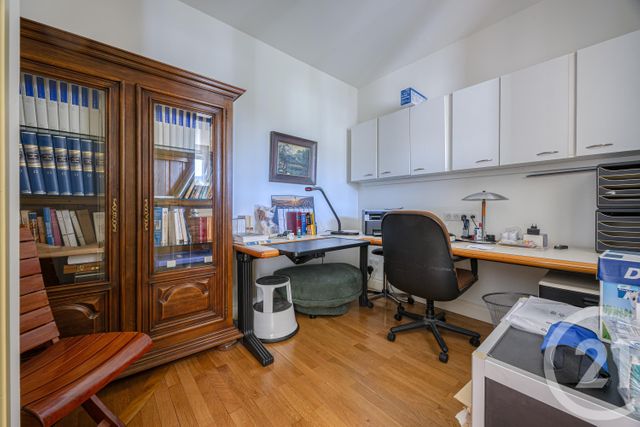 Appartement T5 à vendre - 5 pièces - 121.61 m2 - CHAMBERY - 73 - RHONE-ALPES - Century 21 Immobilière De La Vallée