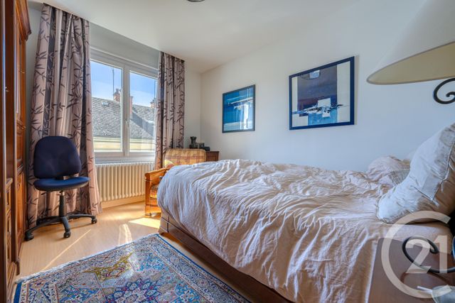 Appartement T5 à vendre - 5 pièces - 121.61 m2 - CHAMBERY - 73 - RHONE-ALPES - Century 21 Immobilière De La Vallée