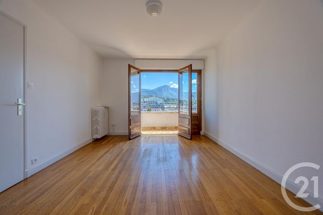 Appartement T2 à vendre - 2 pièces - 43.31 m2 - CHAMBERY - 73 - RHONE-ALPES - Century 21 Immobilière De La Vallée