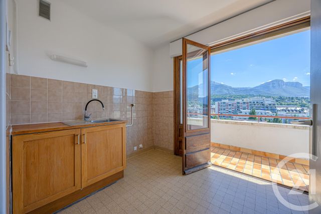 Appartement T2 à vendre - 2 pièces - 43.31 m2 - CHAMBERY - 73 - RHONE-ALPES - Century 21 Immobilière De La Vallée