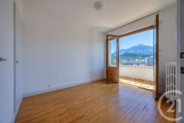 Appartement T2 à vendre - 2 pièces - 43.31 m2 - CHAMBERY - 73 - RHONE-ALPES - Century 21 Immobilière De La Vallée