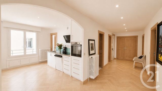 Appartement T4 à vendre - 5 pièces - 120.0 m2 - CHAMBERY - 73 - RHONE-ALPES - Century 21 Immobilière De La Vallée