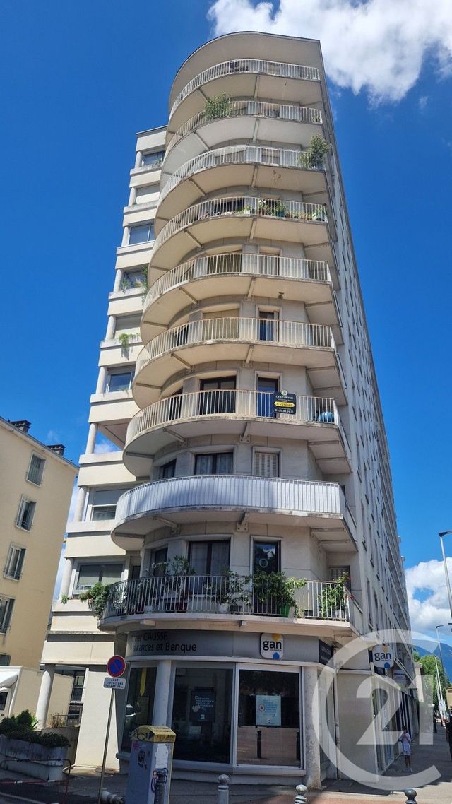 Appartement T4 à vendre - 5 pièces - 120.0 m2 - CHAMBERY - 73 - RHONE-ALPES - Century 21 Immobilière De La Vallée