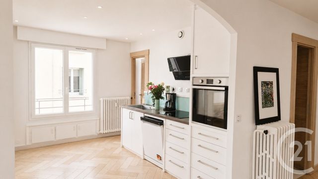 Appartement T4 à vendre - 5 pièces - 120.0 m2 - CHAMBERY - 73 - RHONE-ALPES - Century 21 Immobilière De La Vallée