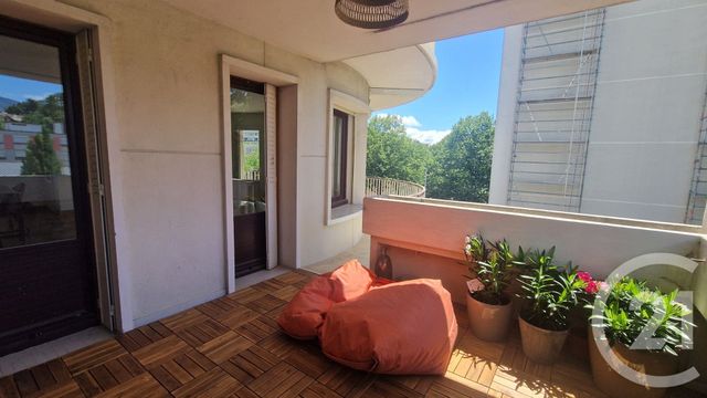 Appartement T4 à vendre - 5 pièces - 120.0 m2 - CHAMBERY - 73 - RHONE-ALPES - Century 21 Immobilière De La Vallée
